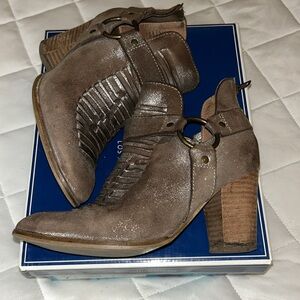 Seychelles Metallic Ankle Boots